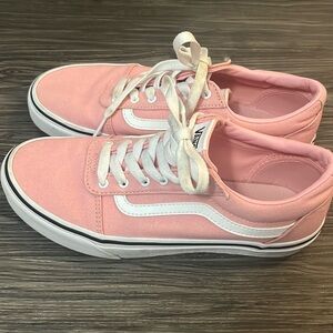 Pinks vans.